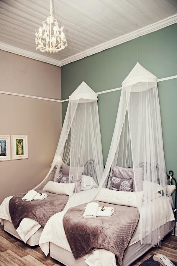 Cape Karoo Guesthouse Бофорт-Уэст Экстерьер фото